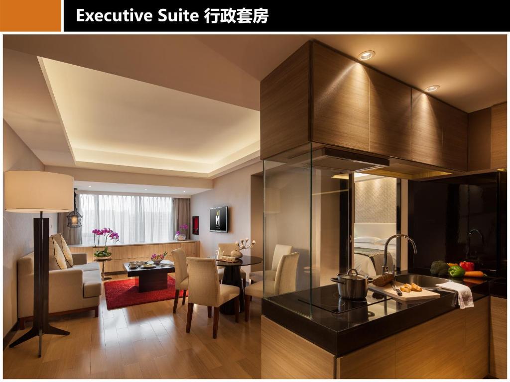 M Hotel Chengdu Quarto foto
